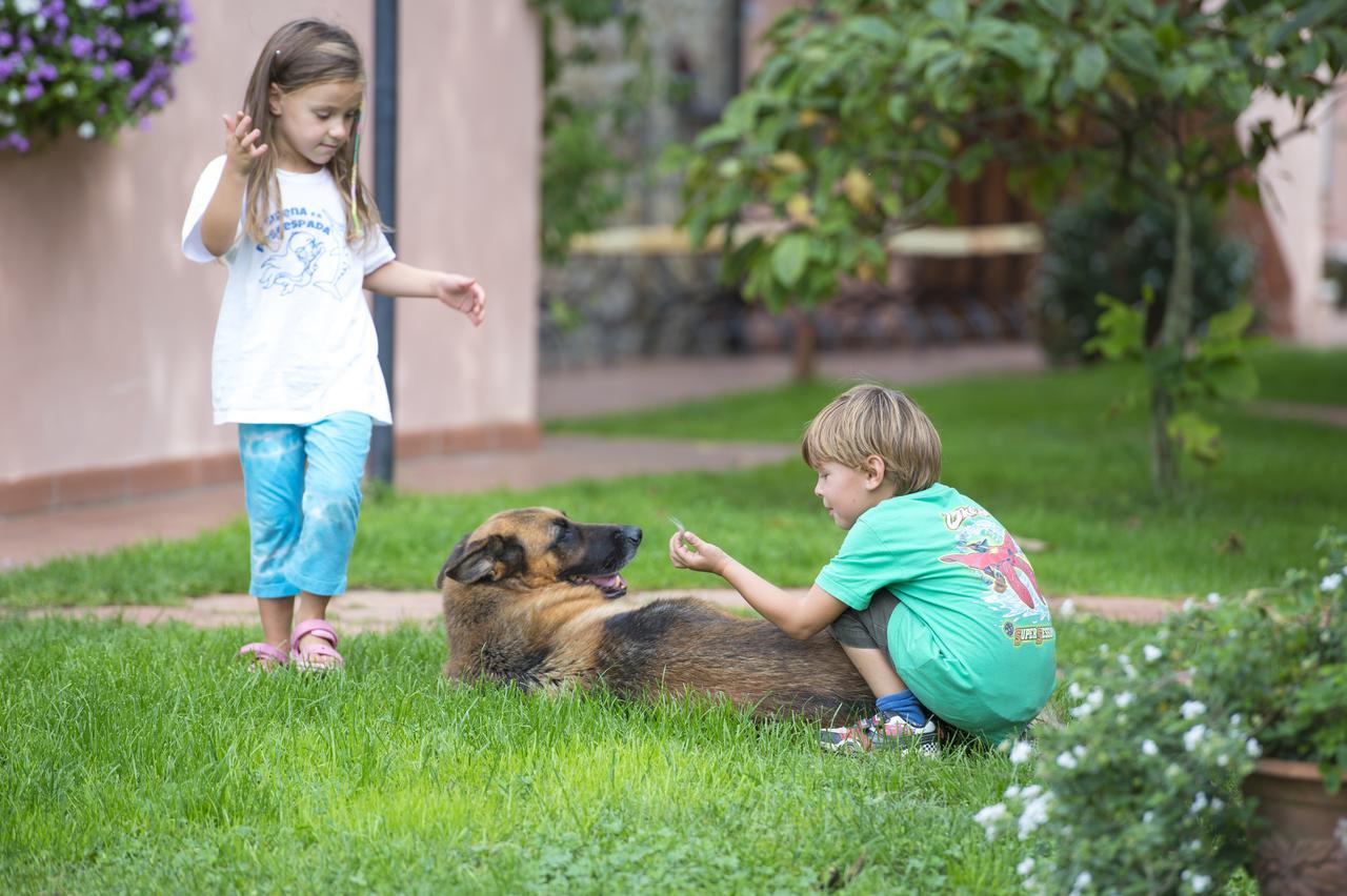 Agriturismo Poggio Corbello La Pesta Экстерьер фото