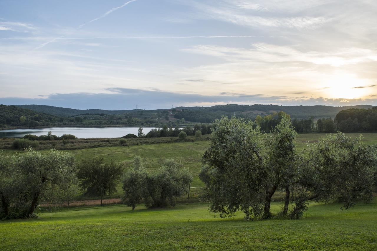 Agriturismo Poggio Corbello La Pesta Экстерьер фото